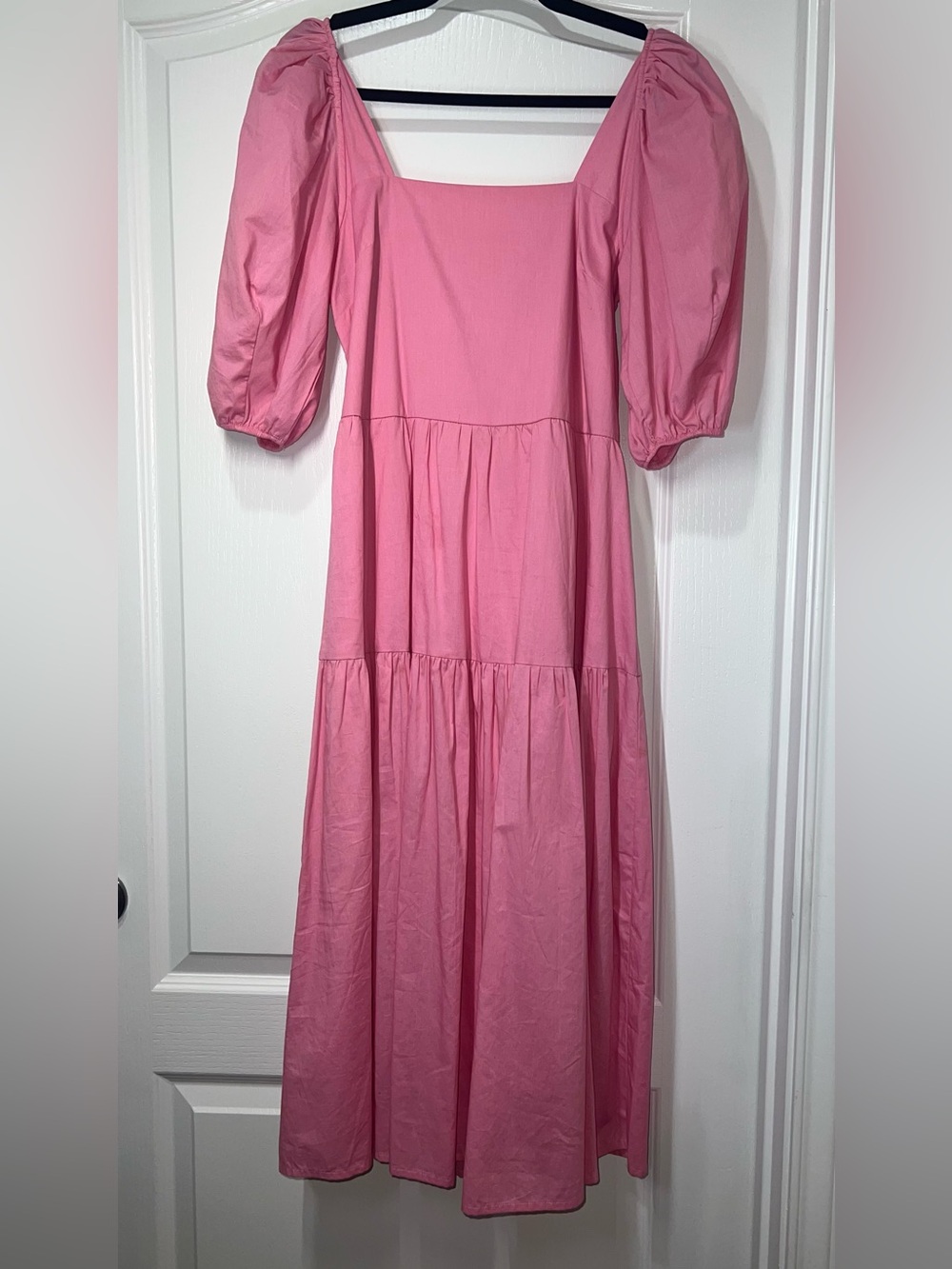 Moon River Pink Open Back Puff Sleeve Tiered Midi Dress Square Neck Size XS